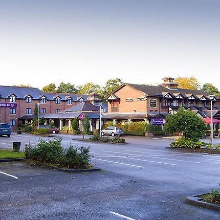 Premier Inn Manchester - Wilmslow Exterior foto