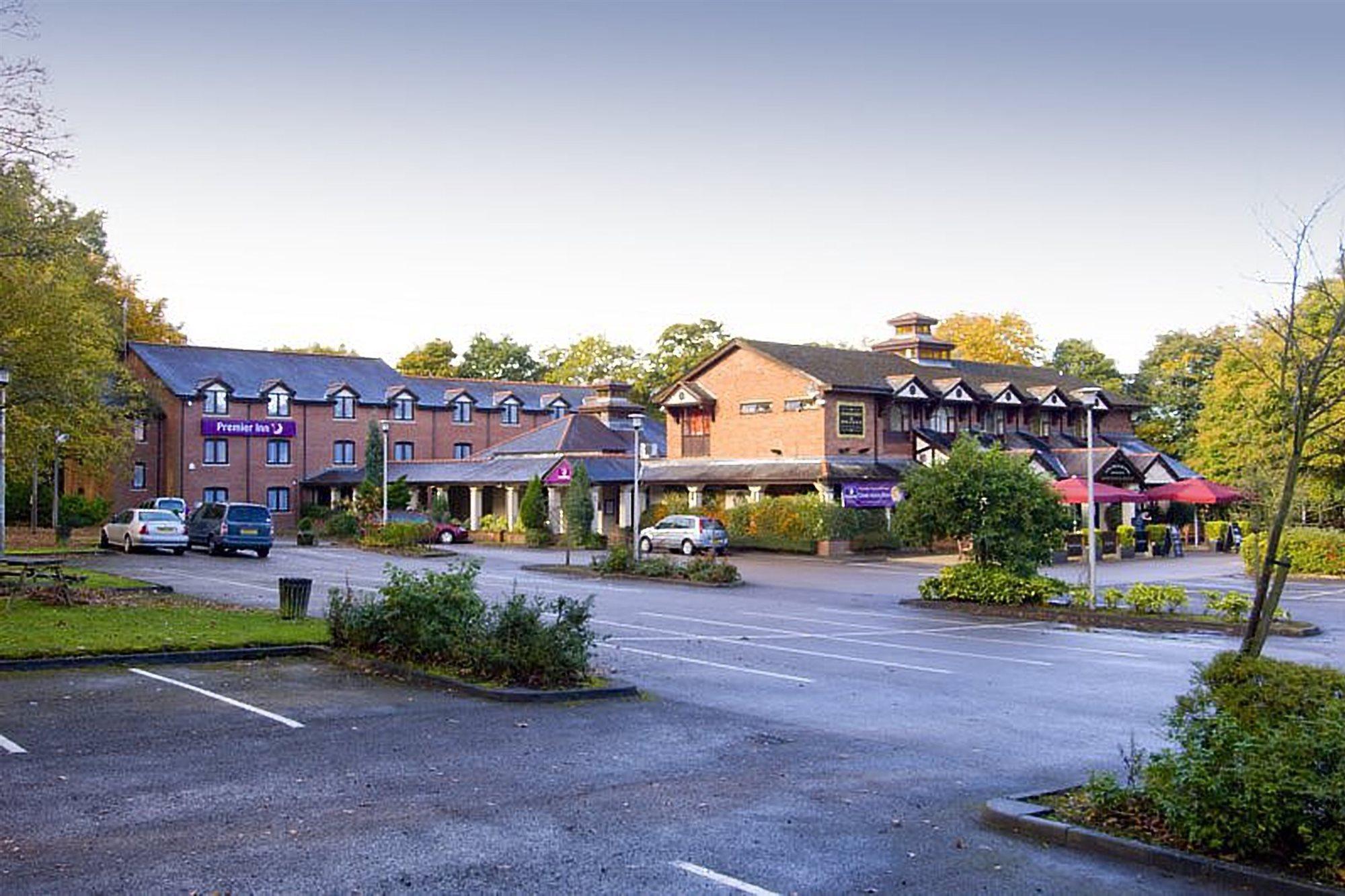 Premier Inn Manchester - Wilmslow Exterior foto